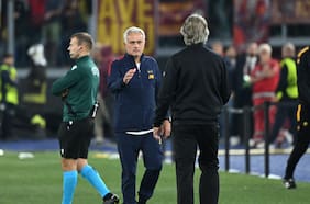 Ninguneos, polémicas y una inesperada disculpa: los idas y vueltas de Pellegrini y Mourinho cumplen la mayoría de edad