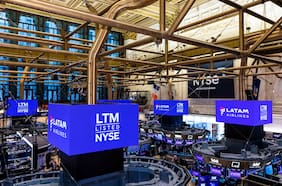 Los cambios en la propiedad de Latam Airlines: Bajan grandes fondos, las AFP ya tienen el 7% y los ADR, el 22,7%