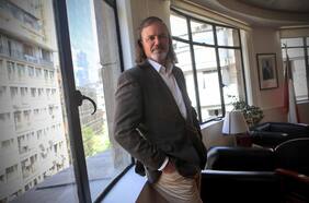 José Miguel Benavente y caída en precio del litio: “Si el precio baja, todos van a empezar a salir del mercado, excepto nosotros”