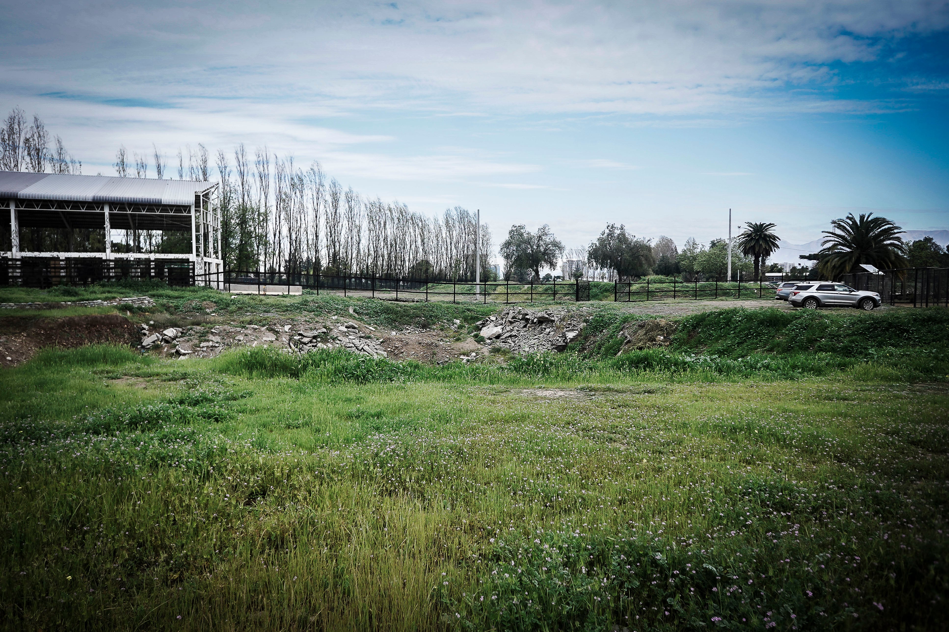 El sitio donde irá la capilla de Gaudí en el Parque Comunal de Rancagua. Foto: Mario Tellez