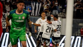 El Colo Colo de Fernando Ortiz se saca las ataduras: golea a La Calera y se mete en zona de Copa Sudamericana