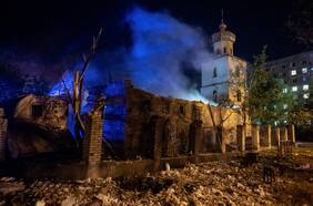 Ataque ruso con misiles deja dos muertos y siete heridos en ciudad ucraniana de Zaporiyia