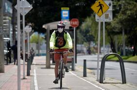 Lanzan el primer seguro de accidentes para ciclistas urbanos en Chile