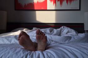 “Insomnio paradójico”: científicos descubren que es posible que estés durmiendo más de lo que realmente crees