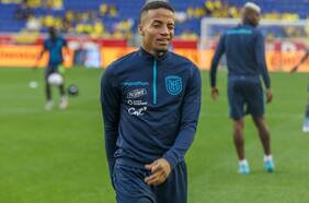 Gustavo Alfaro, técnico de Ecuador, sufre la ausencia de Byron Castillo: “Es una bandera. Mañana saldrá a la cancha con nosotros”