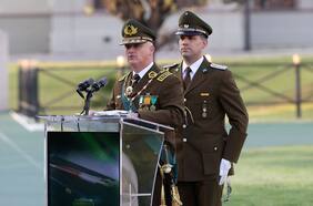 Marcelo Araya inicia sus labores como general director de Carabineros con mensaje a funcionarios: “Sean fuertes en el cumplimiento de la ley”