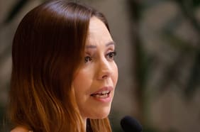 “Acusaciones sin sustento”: senadora Camila Flores (RN) sale al paso de investigación por fraude al Fisco que lleva la Fiscalía de Valparaíso