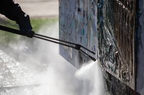 Consejo de Monumentos ordena al Gobierno Regional la “suspensión inmediata” de la limpieza de estatuas en la Alameda por utilizar métodos “invasivos y agresivos”