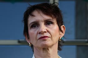 Tohá expresa condolencias por brigadistas fallecidos y llama a “evitar cualquier conducta que pueda generar un incendio”