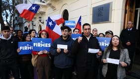 Militantes del PPD anuncian su renuncia al partido y la creación del movimiento político Firmes por Chile