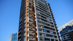 Tras fatal caída de niña en Las Condes: comisión de Vivienda aprueba proyecto que obliga medidas de seguridad en departamentos