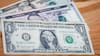 El dólar busca registrar su mayor racha de retrocesos en más de dos años a la espera de las señales de la Fed