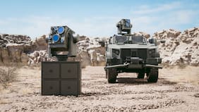 Por qué EEUU evalúa el uso de láseres antidrones en el espacio aéreo de Washington, según reportes