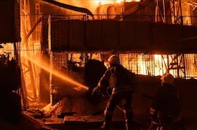 Catástrofe de Año Nuevo en Suiza: incendio en bar de centro de esquí deja más de 40 muertos en los Alpes