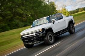El GMC Hummer EV está agotado por al menos dos años