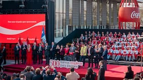 Coca-Cola anuncia inversión en Chile de más de 720 mil millones de pesos a 2030 e impulso al empleo joven