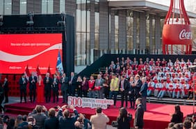 Coca-Cola anuncia inversión en Chile de más de 720 mil millones de pesos a 2030 e impulso al empleo joven