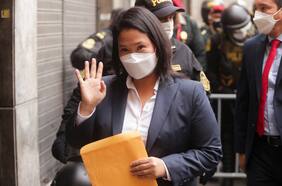 Keiko Fujimori y su partido Fuerza Popular apoyan moción para destituir a presidente de Perú