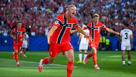 Un debut a la altura: Erling Haaland no perdona a Irak y encumbra a Noruega con un doblete en su primer Mundial