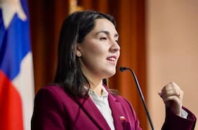 Explicaciones de Kast no son suficientes: oficialismo refuerza críticas por remoción de directora de SernamEG