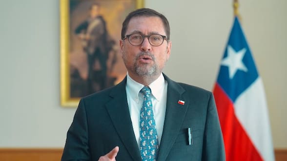 Canciller apuesta a que Consulado de Chile en Caracas reactive sus operaciones en agosto