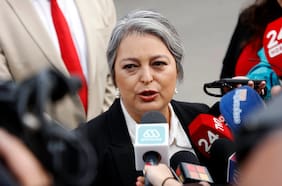 Jeannette Jara aborda declaraciones de Etcheberry por secreto bancario y la situación del mall de Cencosud en Vitacura