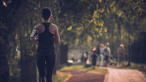 En qué momento del día debes ejercitarte para controlar tus niveles de azúcar en la sangre, según un reciente estudio