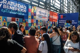 Deudores acuden a Contraloría por repactación de CAE