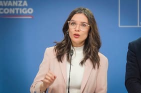 Vallejo por participación de Boric en discusión electoral: “Entra en el debate de las ideas, no de los ataques personales”