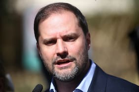 Incidentes en liceo Lastarria: Bellolio afirma que son actos coordinados y apunta a “grupos anárquicos de ultraizquierda”