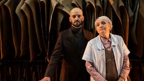 Libro reúne tres aclamadas obras del dramaturgo Felipe Zambrano que vuelven a cartelera esta temporada