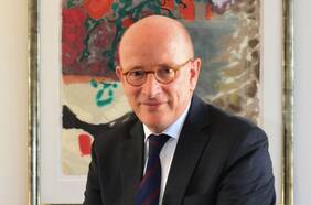 Embajada de Alemania respalda a socia de ese país en consorcio con Aisino por pasaportes: “Mühlbauer es una firma alemana reconocida por su fiabilidad y capacidad técnica”