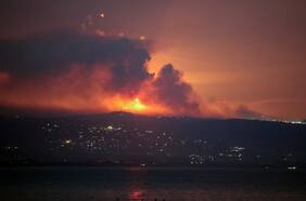 Ejército de Israel lanza una serie de ataques contra El Líbano y se prepara para una importante escalada de Hezbolá