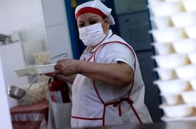 Junaeb entregará raciones frías en establecimientos afectados por paro nacional de manipuladoras de alimentos convocado para este martes