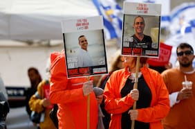 Rehenes muertos y choques en el norte de Gaza: los temas que ponen a prueba el frágil alto el fuego en Medio Oriente