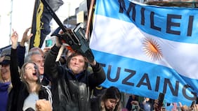 El “Tour de la Gratitud”: la gira de Milei por las provincias argentinas que marca el inicio de su campaña para 2027