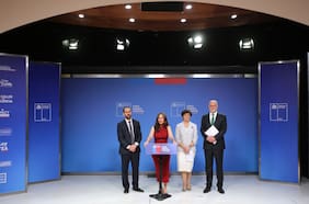 Gobierno descarta “amarre” de funcionarios públicos y hace la distinción entre los de carrera y de confianza