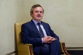 Senador Sanhueza de la UDI será presidente de la Comisión de Mujer y Equidad de Género