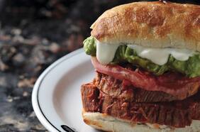 Sánguche de mechada