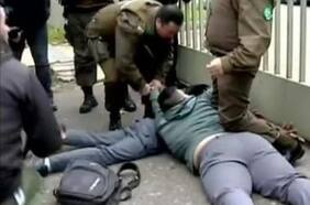 Corte de Santiago confirma millonaria indemnización para escolares detenidos por error tras robo a joyería y balacera el 2015