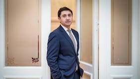 Senador Calisto llega a la Suprema para revertir el cierre de investigación en que arriesga 12 años de cárcel