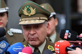 Ricardo Yáñez renuncia a su cargo de general director de Carabineros