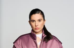 Esquemas Juveniles al siguiente nivel: Javiera Mena celebra los 20 años de su obra cumbre en el Movistar Arena