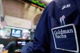 Goldman Sachs reduce probabilidad de recesión en Estados Unidos