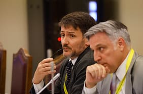 Mulet vota con la oposición y comisión revisora se pronuncia a favor de aprobar acusación constitucional contra Pardow