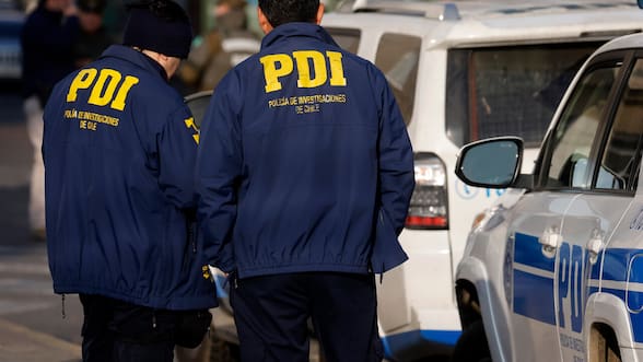 Detienen a tres sujetos por venta de drogas en Pudahuel: usaban una botillería como fachada