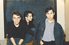 Serie internacional de Los Prisioneros fija inicio de rodaje y debutará en 2021