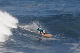 Plata para el surf chileno en Pichilemu: Rafael Cortez queda segundo en la categoría longboard