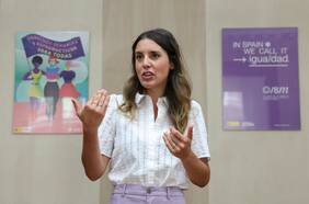 La polémica salida del gobierno español de Irene Montero, la figura rebelde de Podemos