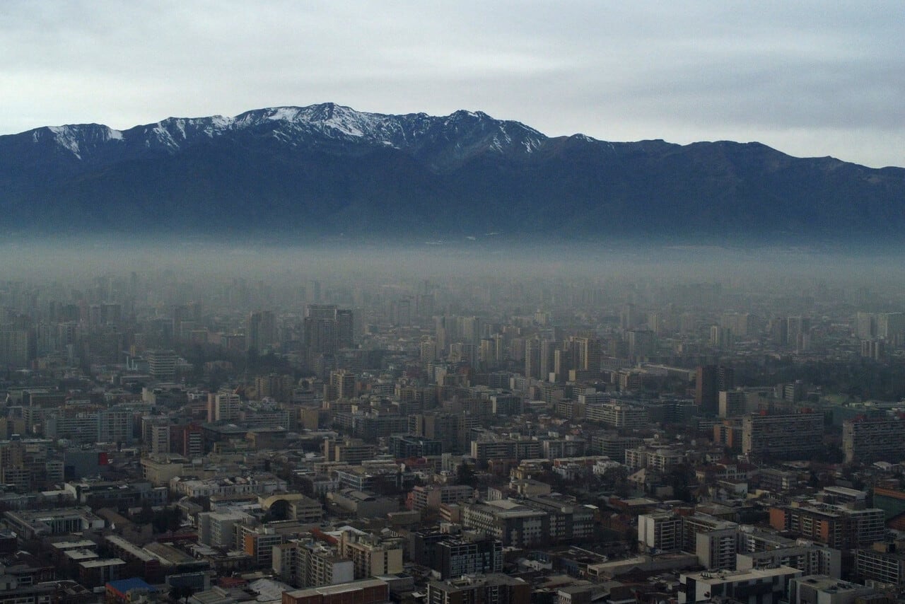 Mala ventilación se mantiene: Declaran alerta ambiental para este viernes en la Región Metropolitana